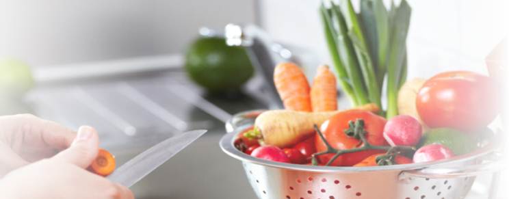 washing and cutting veges